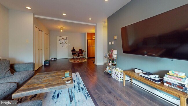 Foto del edificio - 2711 Ordway St NW