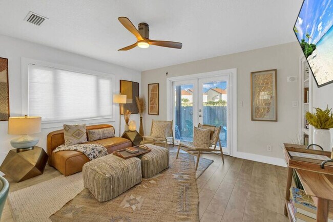 Building Photo - 318 Bream Ave