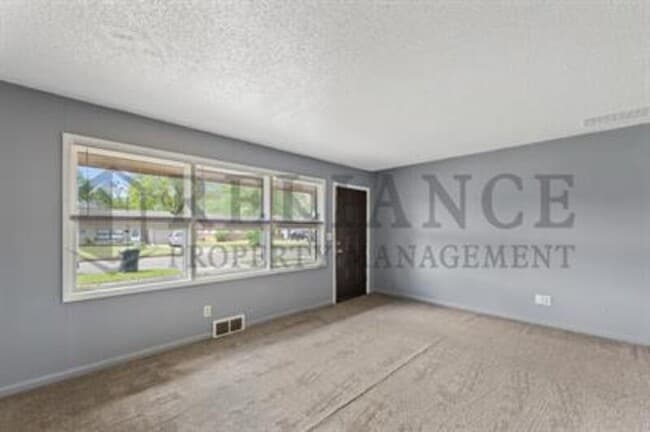Building Photo - 1602 Luther E