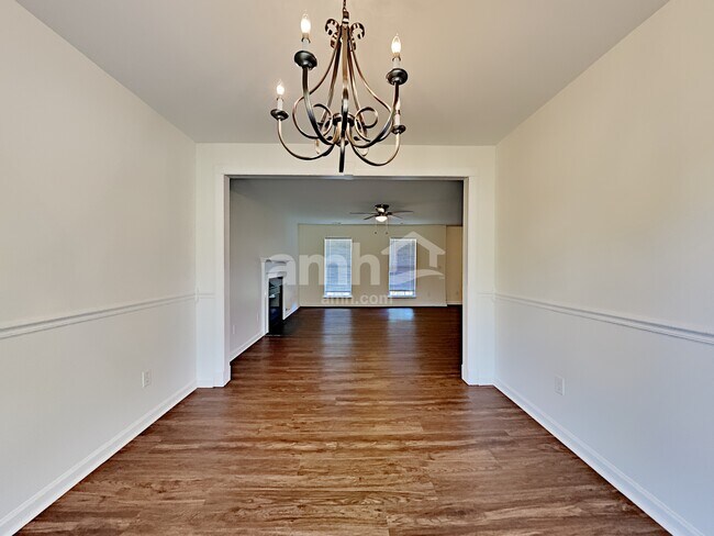 Foto del edificio - 1326 Chapmans Retreat Dr