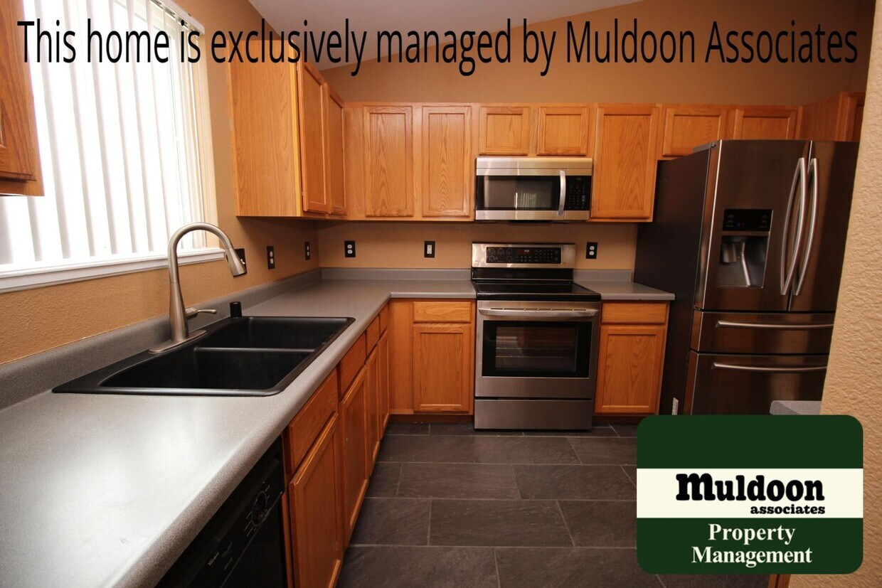 Strawberry Field gated community condo wit... - Strawberry Field gated community condo
