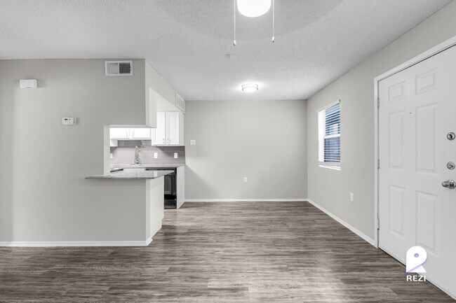 Building Photo - 130 Camino De Oro