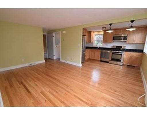 Building Photo - 138 Ames St