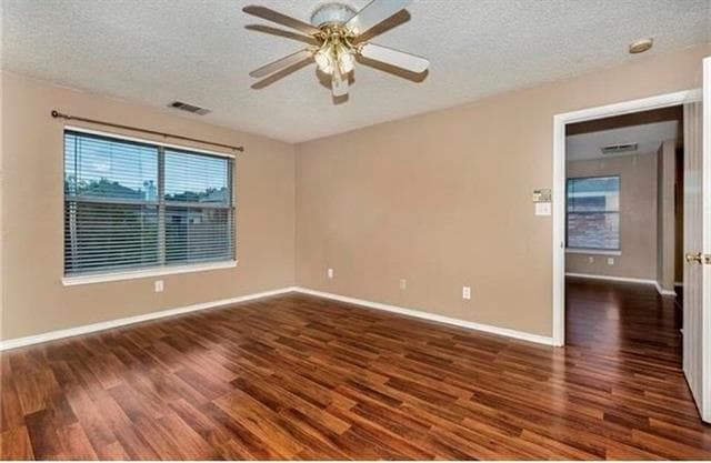 Building Photo - 6801 Windward View Dr