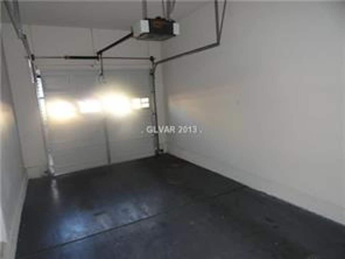 Building Photo - 821 Peachy Canyon Cir
