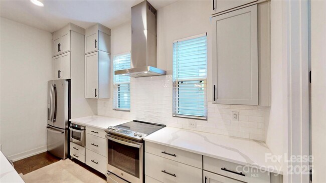 Foto del edificio - 4019 Plaza Row Ct