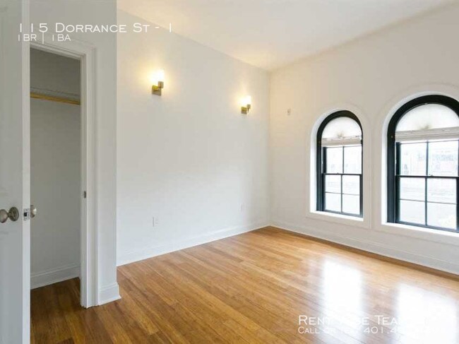 Foto del edificio - 115 Dorrance St