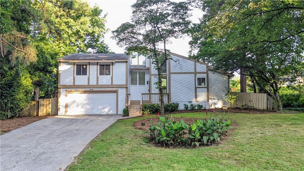 Foto principal - 4520 Parkcrest Ct NE
