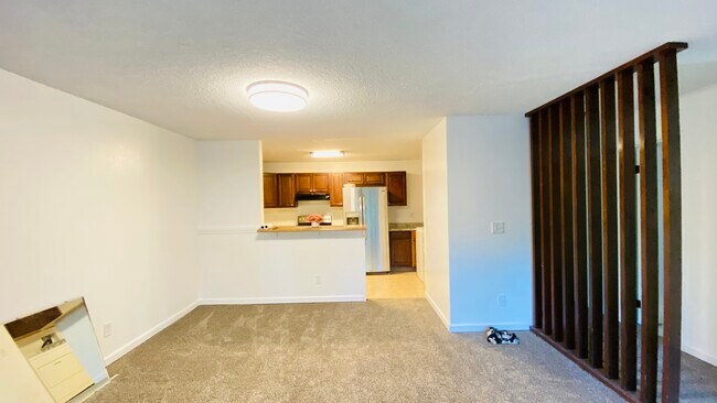 Living room - 3240 Iris Ave