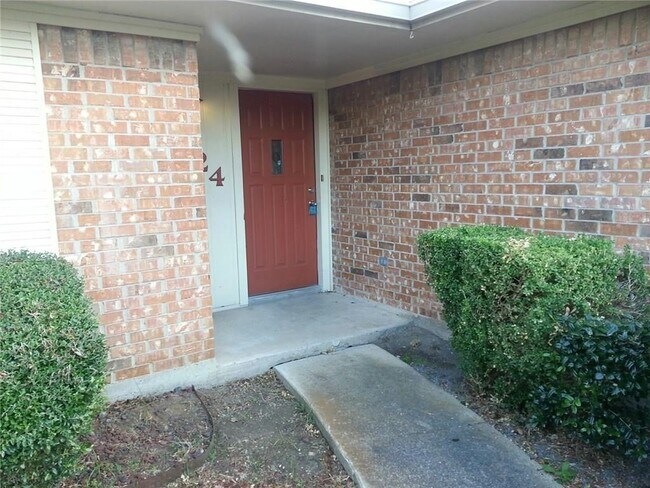 Building Photo - 4724 Berridge Ln