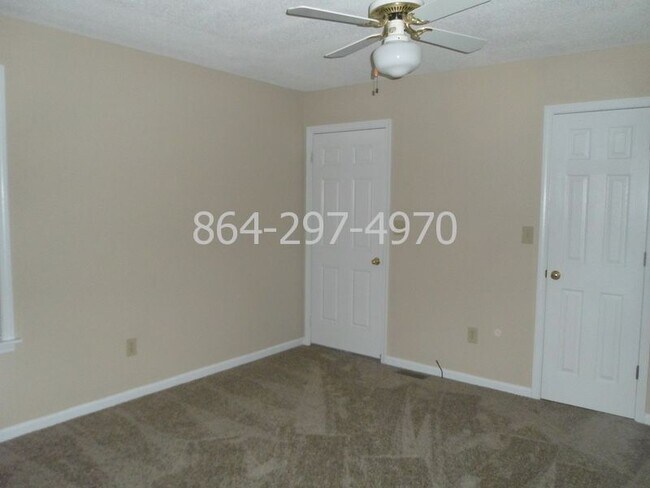 Building Photo - 137 Sheffield Rd