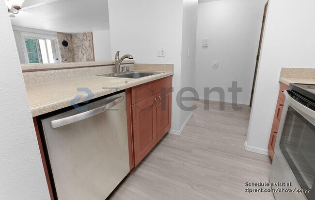 Foto del edificio - 14450 NE 31st St