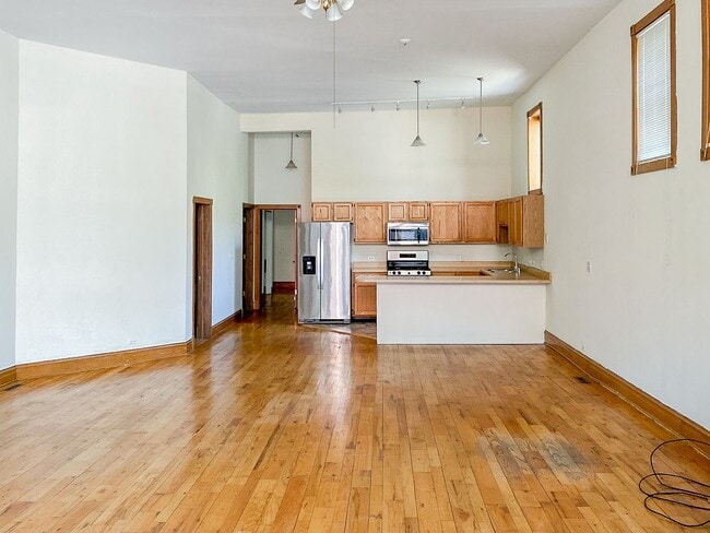 Foto del edificio - 2952 N Racine Ave