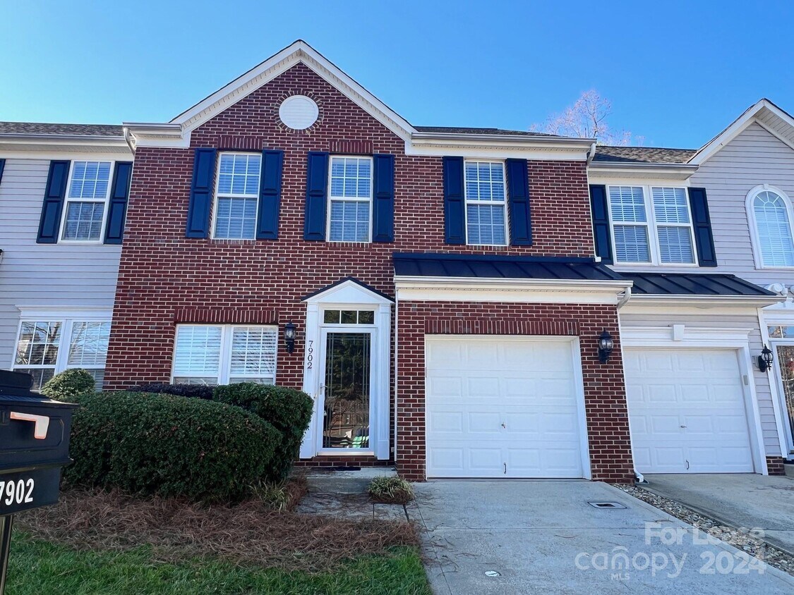 Primary Photo - 7902 Mariners Pointe Cir