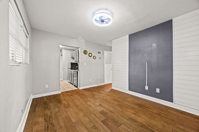 Living Room - 692 Smith St SW