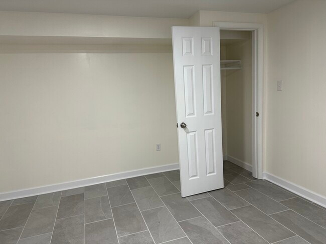 Building Photo - 8406 Spruce Hill Dr