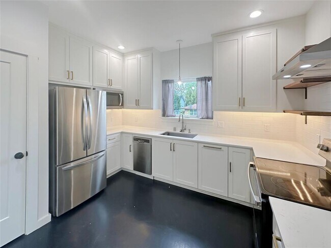Foto del edificio - 317 8th St