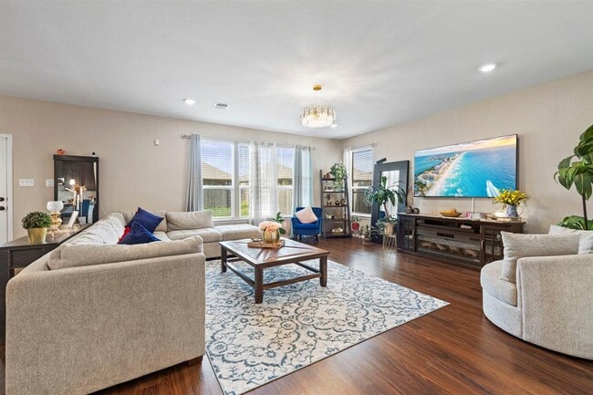 Foto del edificio - 1601 Sonny Dr