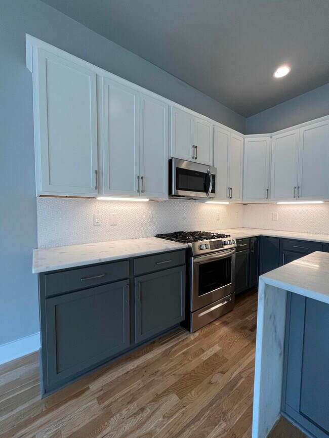 Foto del edificio - 976 Youngs Ln
