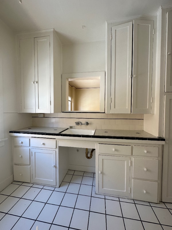 Building Photo - 1825 Ivar Ave