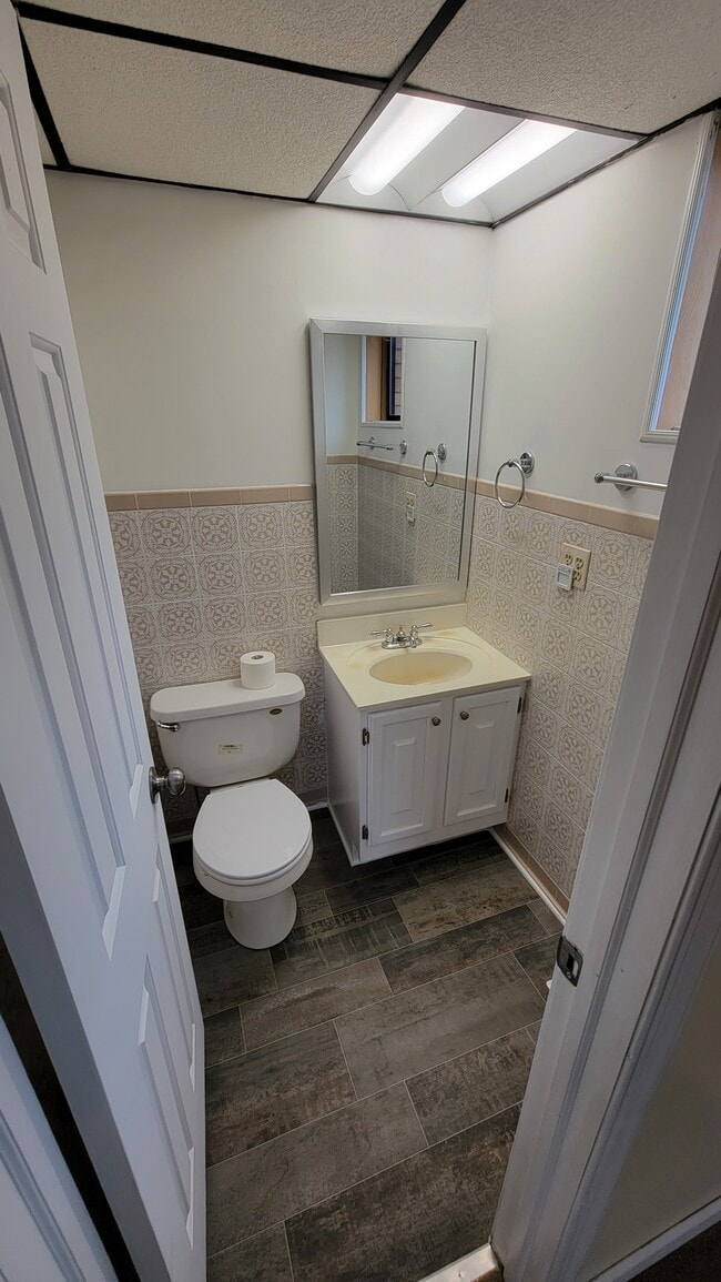 master bedroom half bath - 340 Potomac Ave