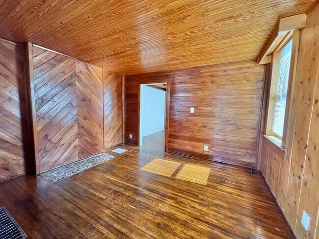 Foto del edificio - Unique Oakley Ranch!