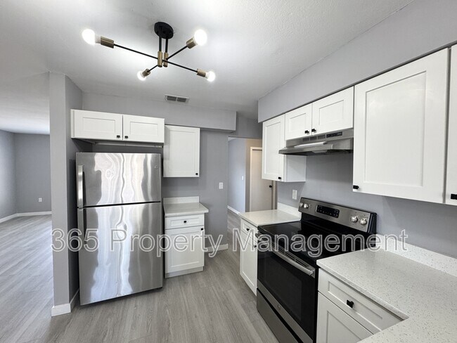 Foto del edificio - 3028 Clewiston St