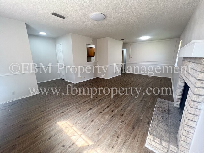 Foto del edificio - 221 Highland Ave
