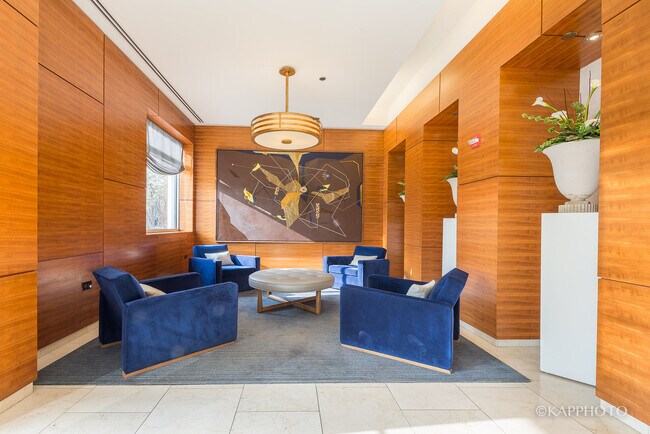 Foto del edificio - 1629 S Prairie Ave