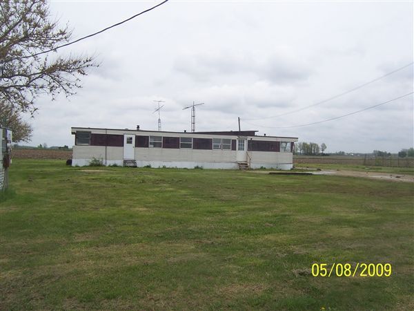 Building Photo - 3233 N US Highway 27