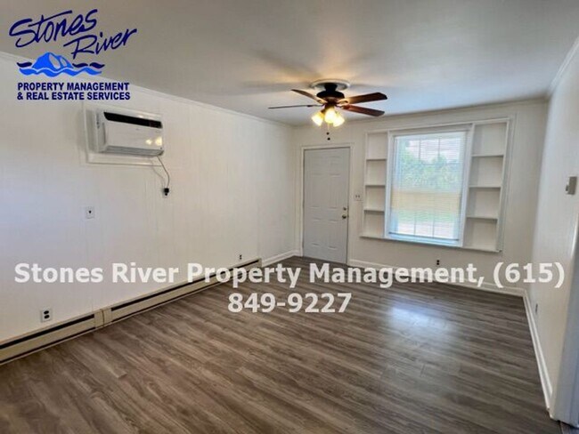 Building Photo - 1 Bedroom Apartment *Water Included*, Acro...
