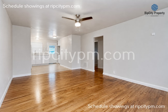 Photo - 8044 Southwest Oleson Road- House