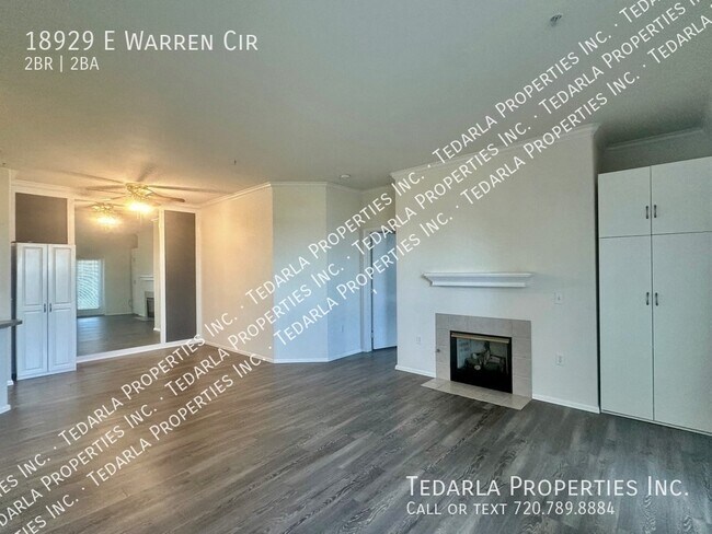 Foto del edificio - 18929 E Warren Cir