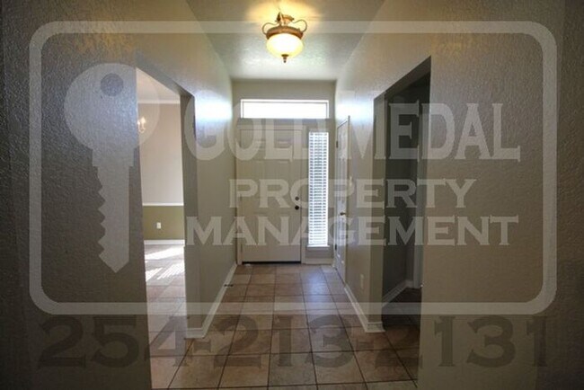 Foto del edificio - Lisa Lane Living – Simple, Smart & Ready for You!