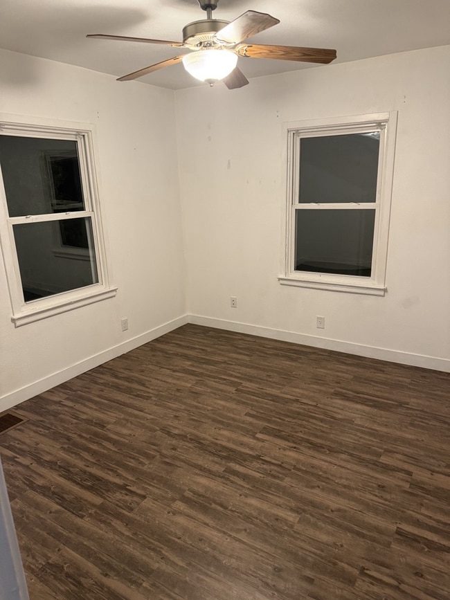 Building Photo - 5113 Lincoln Ave