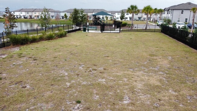 Building Photo - 5941 Piney Shrub Pl