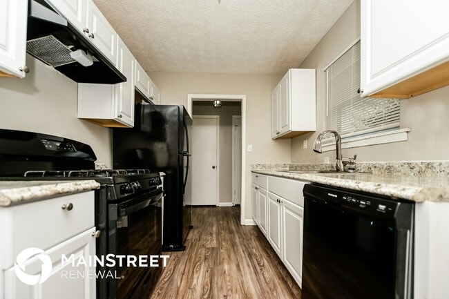 Building Photo - 6855 Red Maple Dr