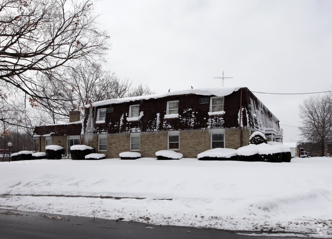 Building Photo - 110 W Frana Clara St