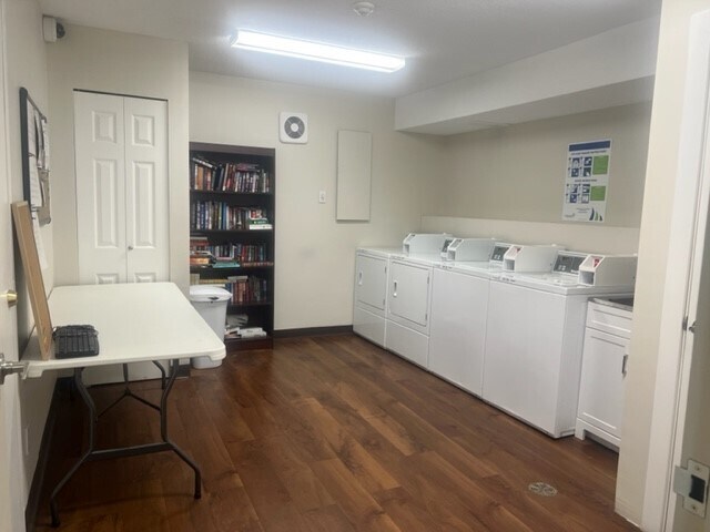 Photo du bâtiment - Unit #301 at Cumberland Park Apartments – Spacious Living in Guildford