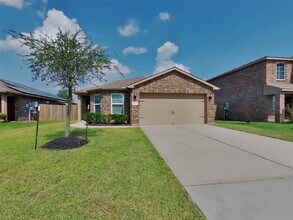 Building Photo - 2417 Regatta Ln