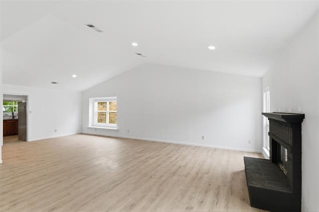 Foto del edificio - 9305 Shipman St