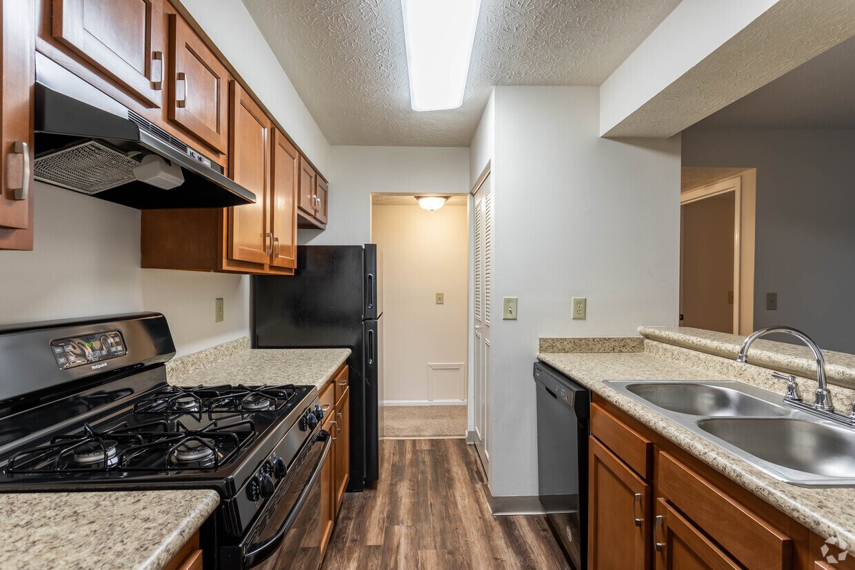 Indian Creek Apartments 421 Lancaster Ave Reynoldsburg, OH