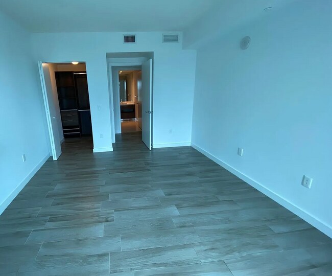 Foto del edificio - 1100 S Miami Ave