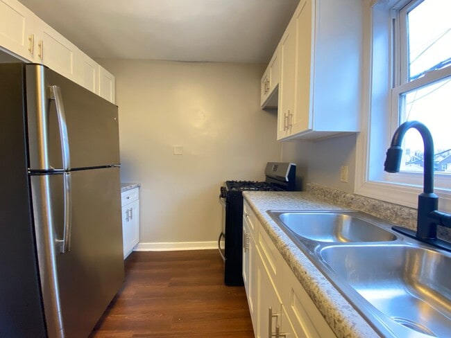 Foto del edificio - 2240 White Oak Ave