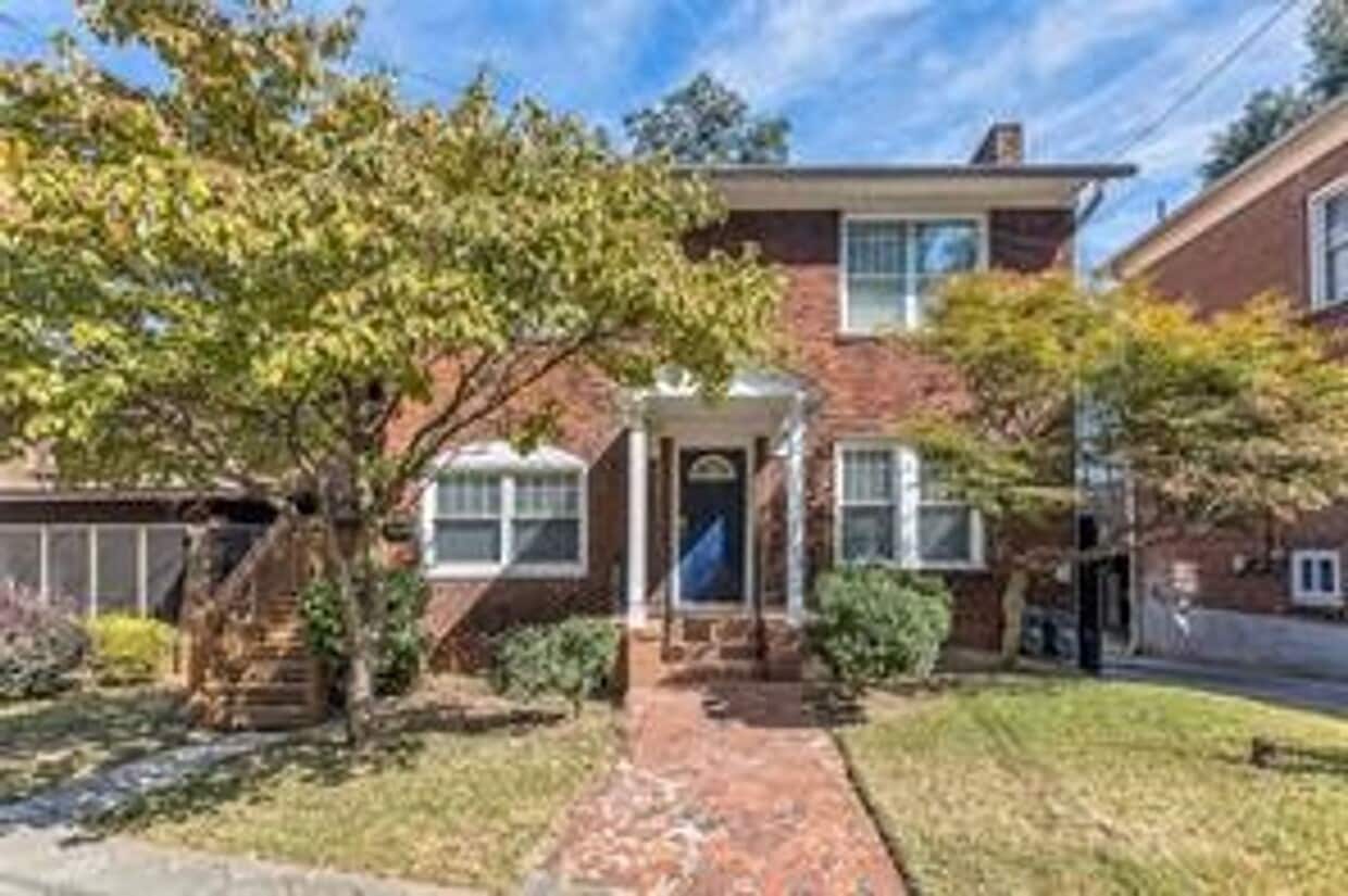 KENNESAW_AVE_655 - KENNESAW_AVE_655