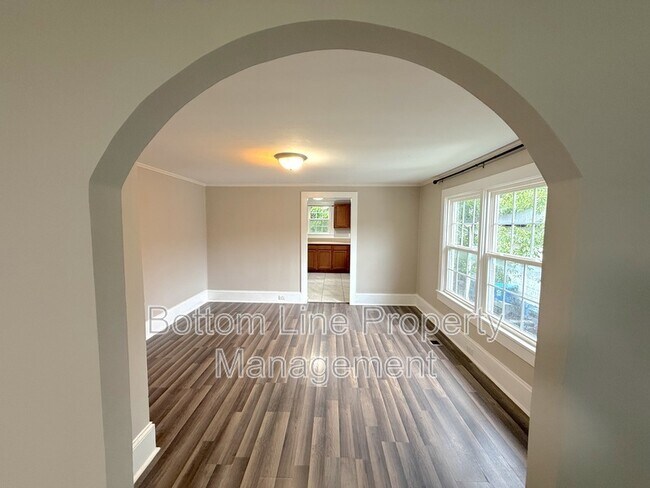Foto del edificio - 1429 W Horah St