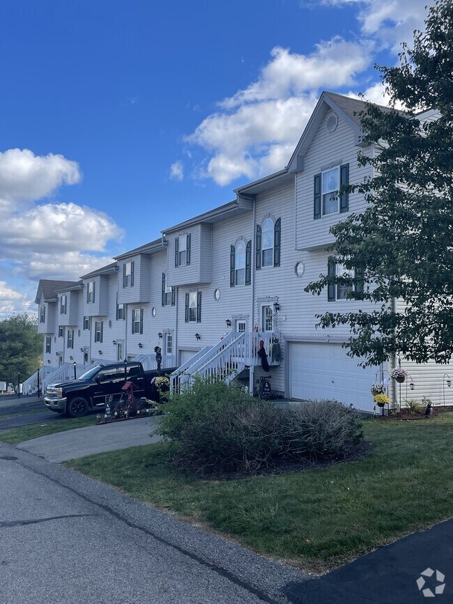 Prestly Heights Apartments under 1,500 Carnegie, PA 2 Rentals