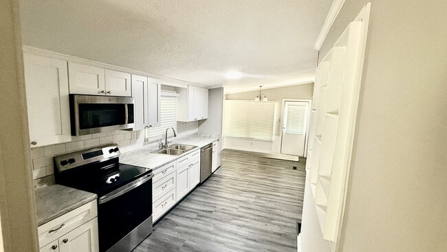 Building Photo - 7350 SE 78th Pl