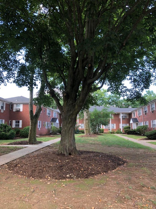 Kings Arms Garden Apartments Apartments Wayne, NJ