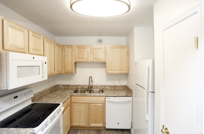 Cocina - Eagle Creek Court